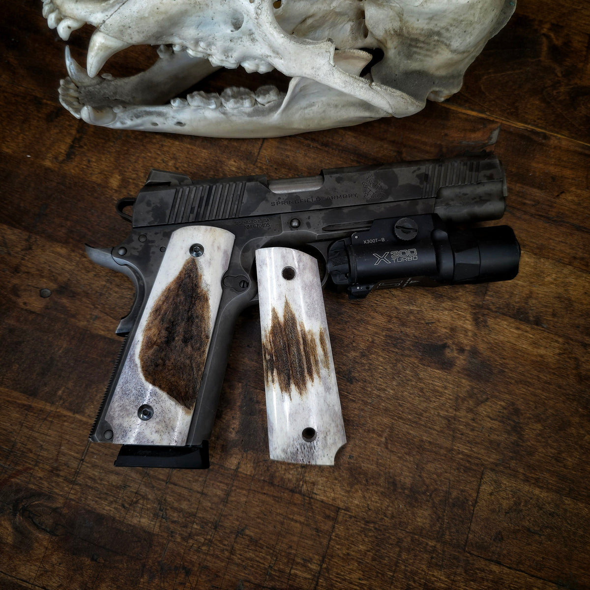 1911 grips 376