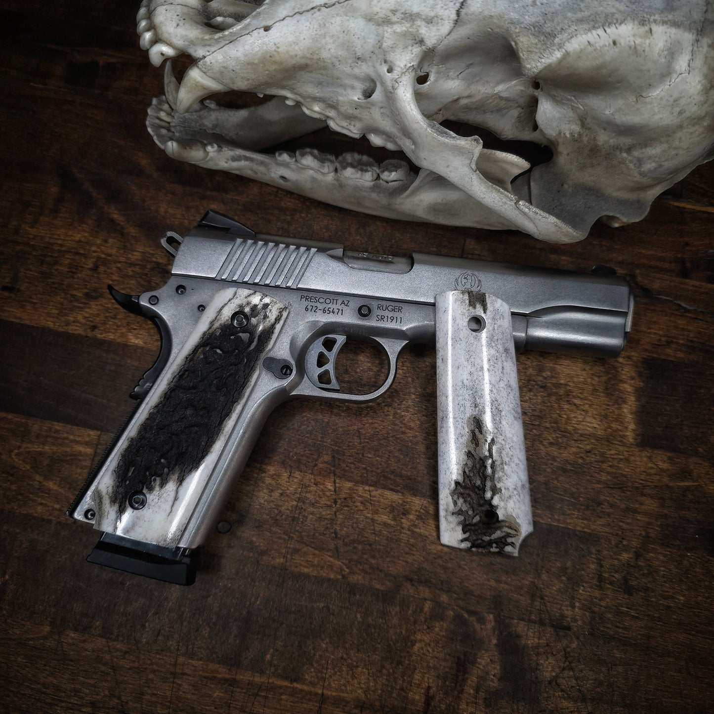 1911 grips 369