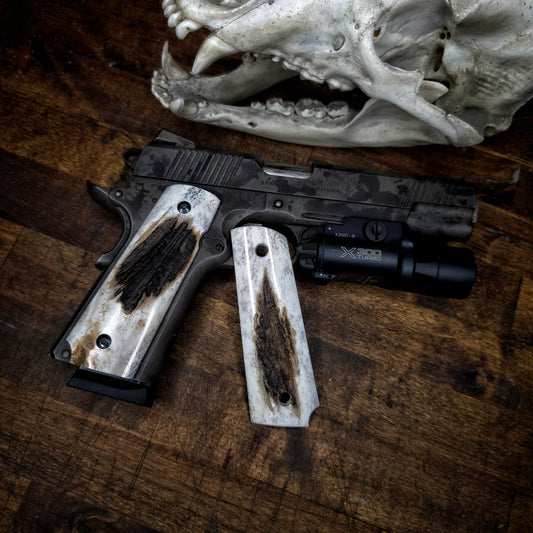 1911 grips 372
