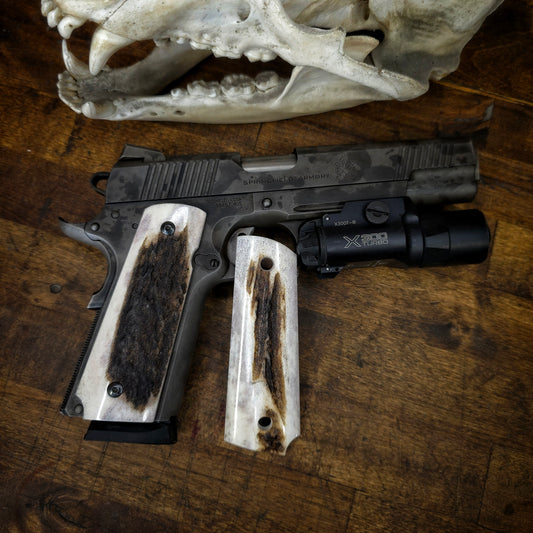 1911 grips 374
