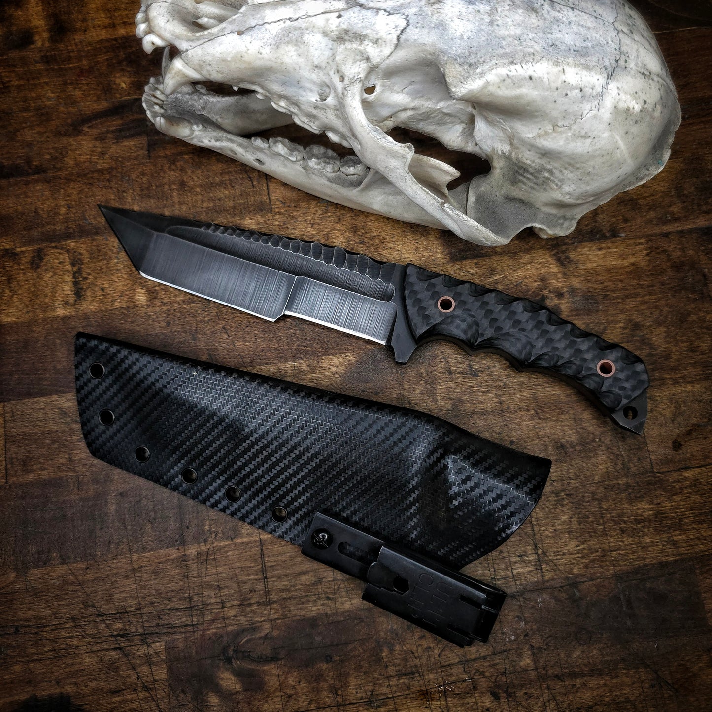 Large Tracker Tanto